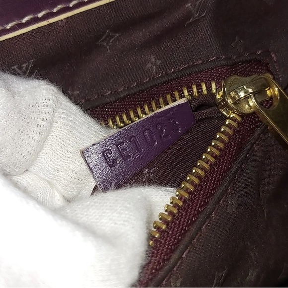 Louis Vuitton Purple and Gold Tote with Structured Design - Picture 9 of 10